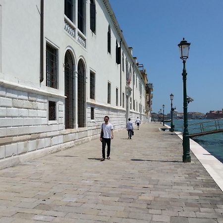 Appartamento Accademia San Vio Венеция Екстериор снимка